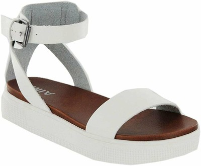 mia women's ellen flat sandal